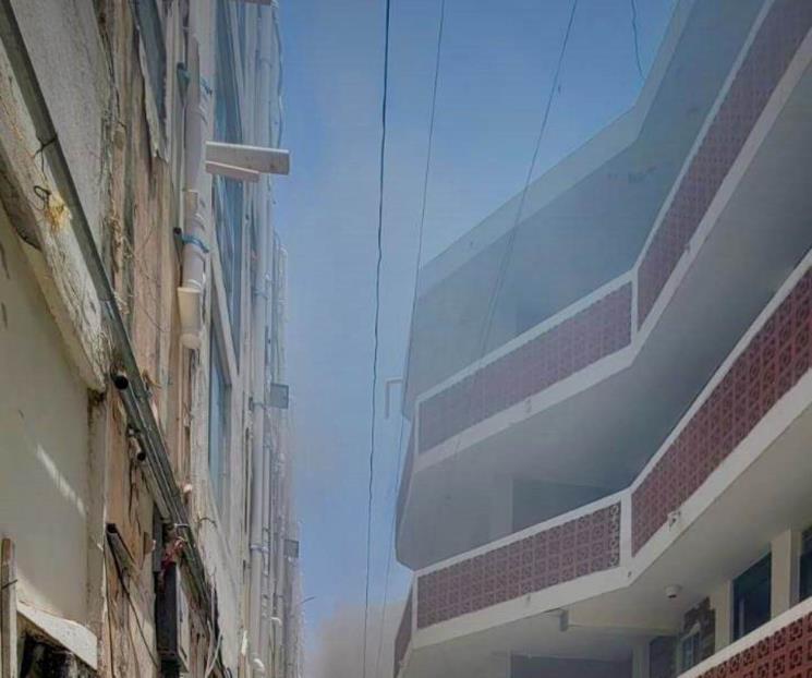 Explosión en departamento de zona Tec causa movilización Explosión en departamento de zona Tec causa movilización