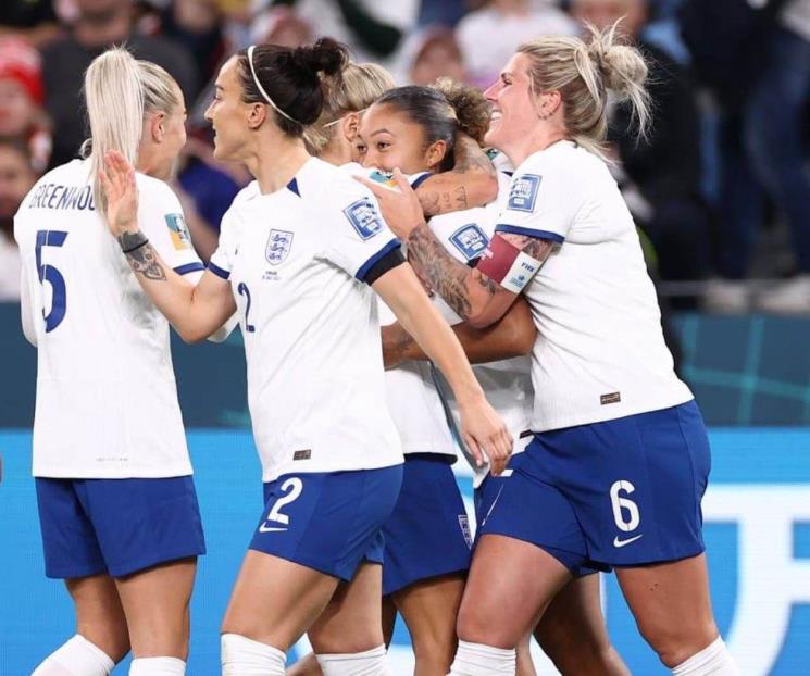 Gana Inglaterra y se mete a octavos en Mundial Femenil Gana Inglaterra y se mete a octavos en Mundial Femenil