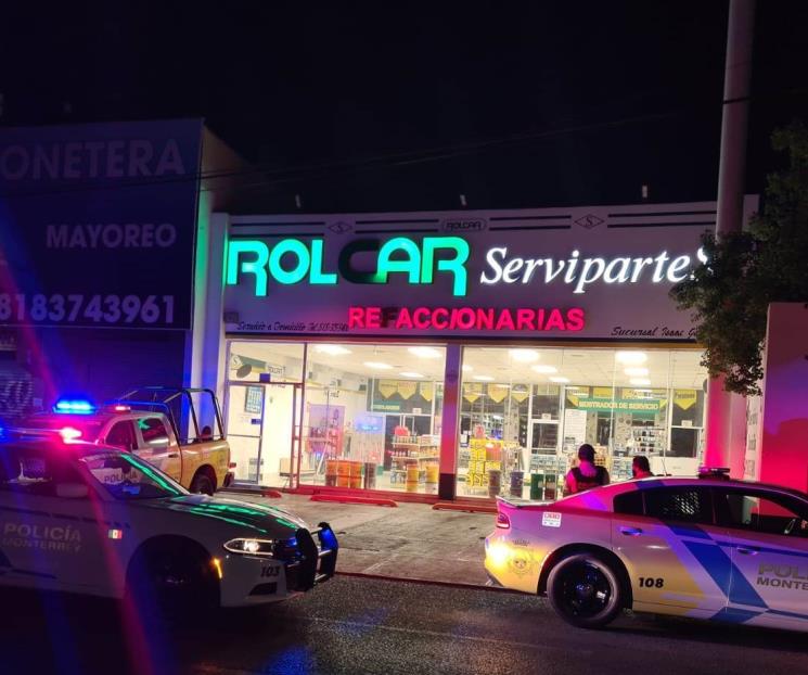 Detienen a ladrón de refaccionaria