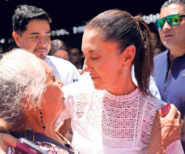 Se lanza Sheinbaum de nuevo contra Fox