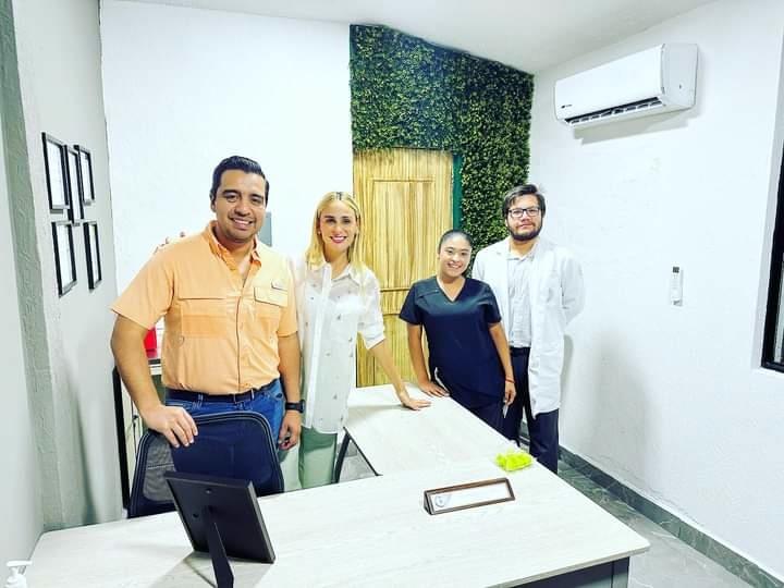 Entrega Nava centro clínico