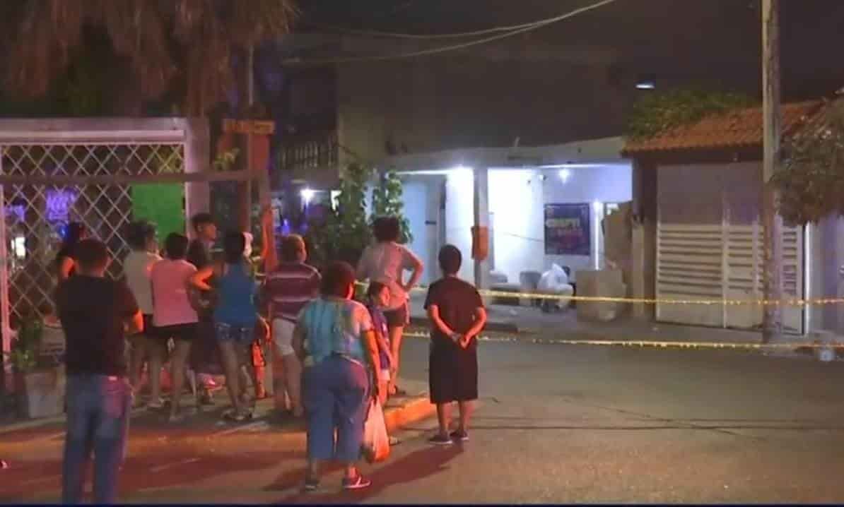 La Fiscalía General de Justicia del Estado, investiga el ataque cometido contra un negocio tipo snack, ubicado en el municipio de San Nicolás, donde fue ejecutado un menor de edad.