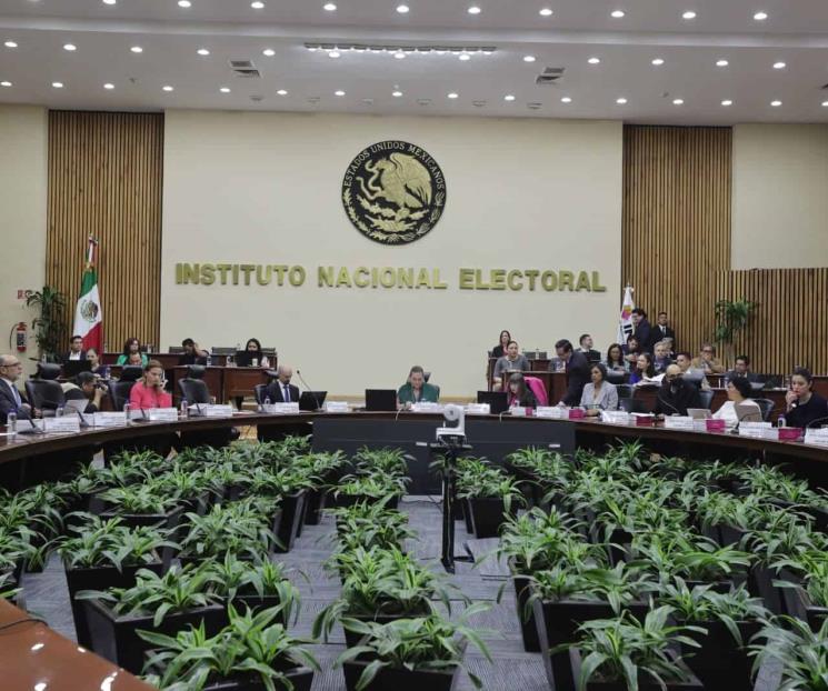 Aprueba INE medidas contra AMLO por violencia política