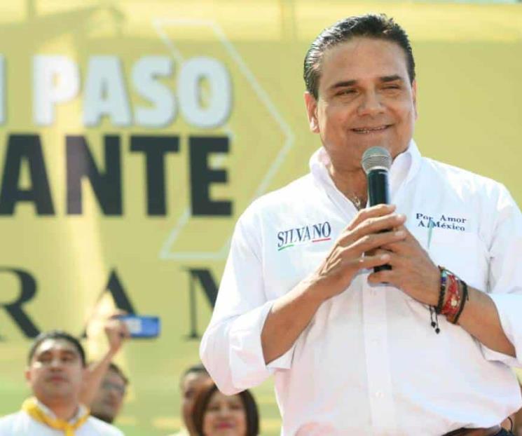 Aureoles consiguió las 150 mil firmas
