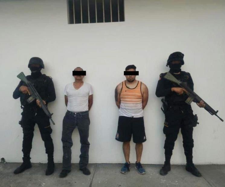 Caen por amenazas de muerte