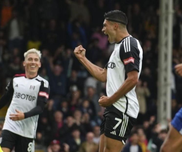 Raúl anota su primer gol con el Fulham Raúl anota su primer gol con el Fulham