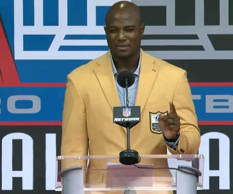 DeMarcus Ware es inducido al Salón de la Fama