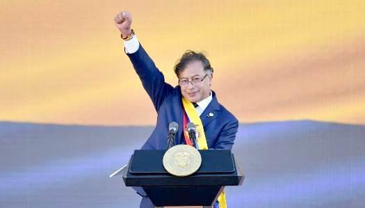 Cumple Petro primer año de gobierno con un llamado a la paz
