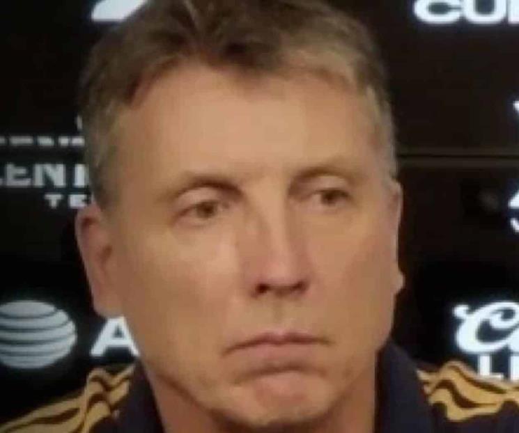 Sale insatisfecho Siboldi por arbitraje en Clásico Regio