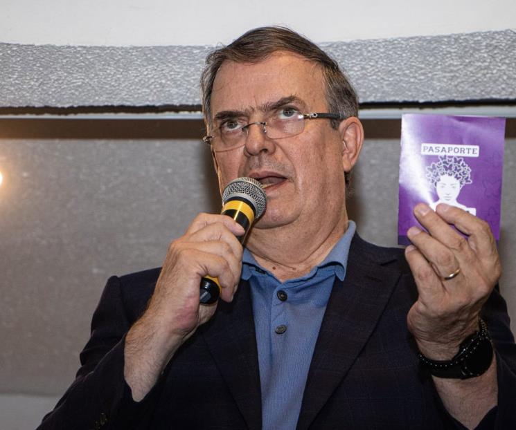 Marcelo Ebrard pide sus propuestas a rivales