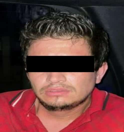 Uno de los presuntos responsables del robo de un vehículo fue detenido por elementos de la Agencia Estatal de Investigaciones de Nuevo León en colaboración con las autoridades de Coahuila en la ciudad de Saltillo.