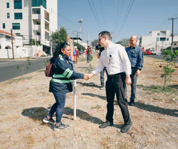 Presenta Monterrey su nuevo sistema de riego Presenta Monterrey su nuevo sistema de riego