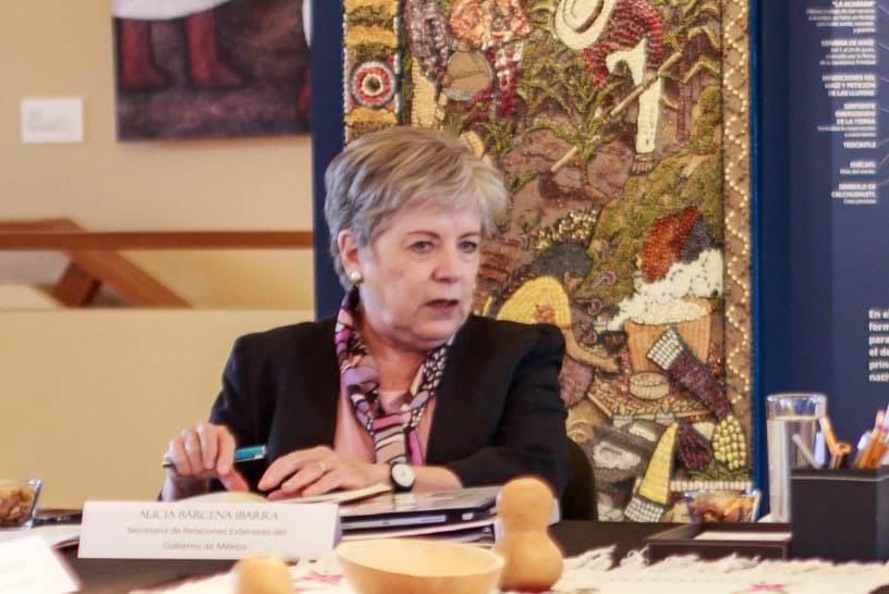 Seguirá proceso legal por boyas, asegura SRE