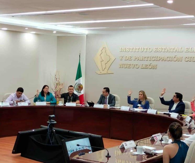 Acredita IEEPCNL firmas para Consulta Popular en SP