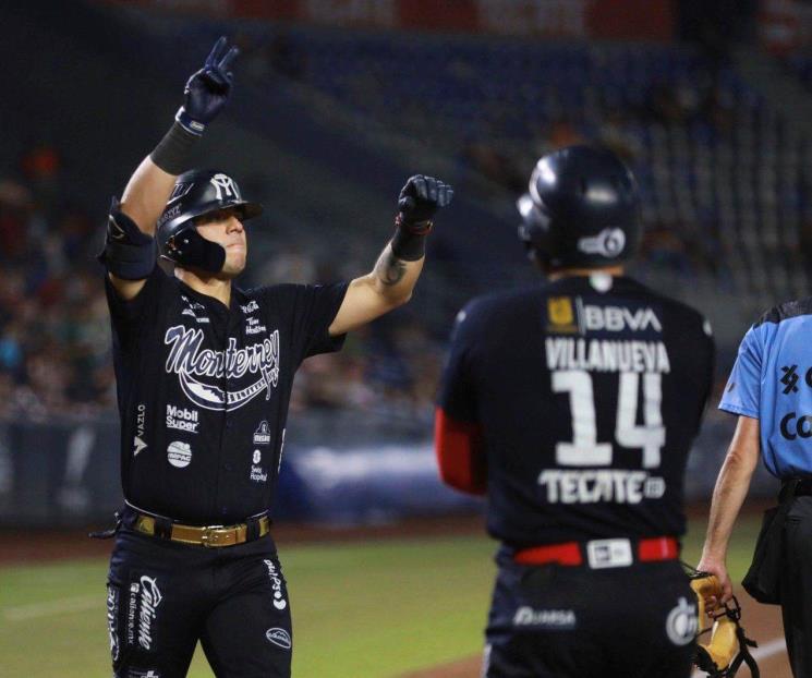 Sultanes pega primero