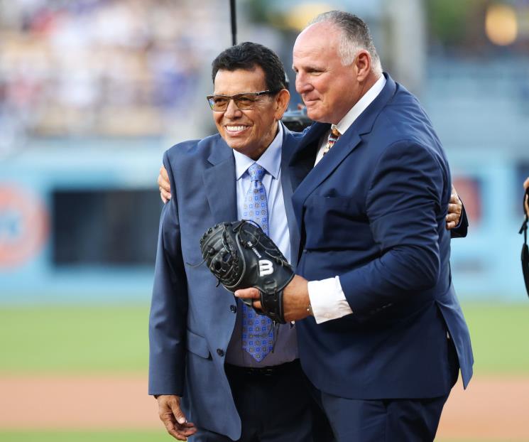Dodgers retira el número 34 de Valenzuela