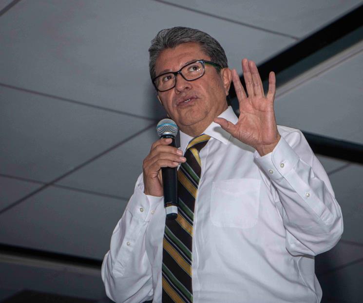 Monreal regresa a la UNAM Monreal regresa a la UNAM