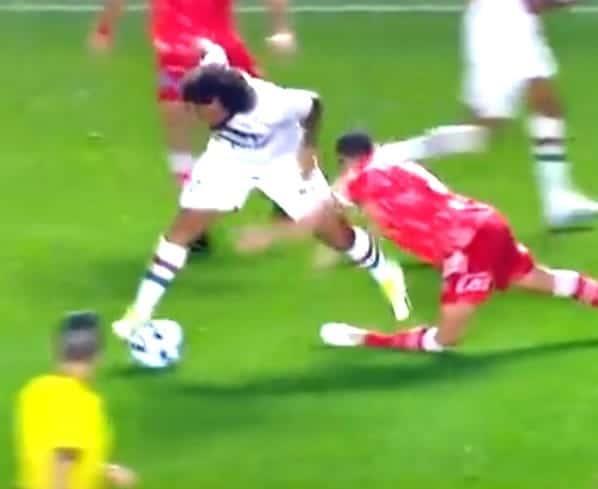 Suspenden tres partidos a Marcelo Suspenden tres partidos a Marcelo