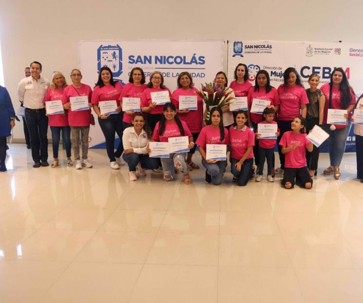 Gradúa SN a 175 mujeres en diversos cursos