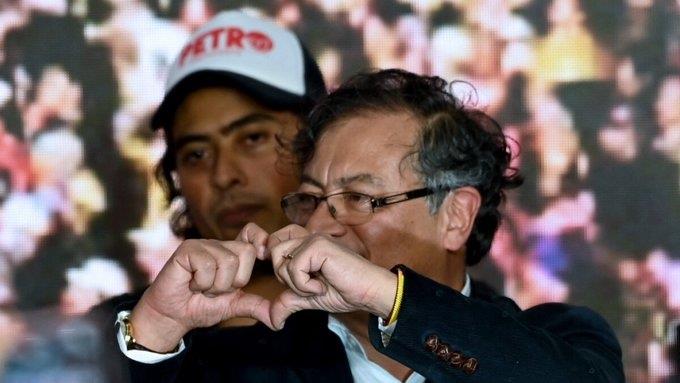 Se nubla primer año de Gustavo Petro al frente de Colombia