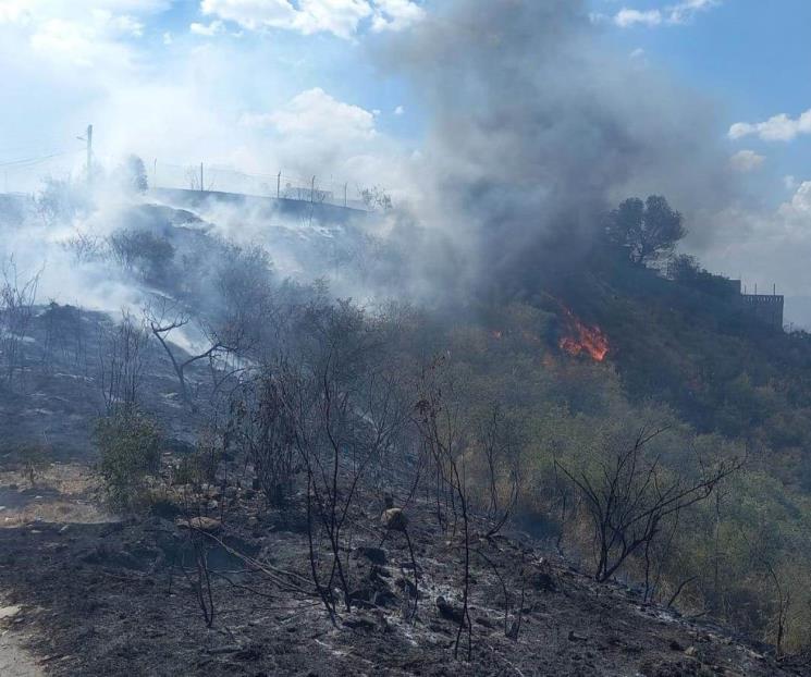 Alarma incendio en el Cerro de la Altamira Alarma incendio en el Cerro de la Altamira