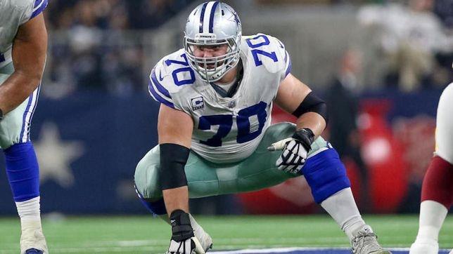  Renueva  Zack Martin con Dallas 