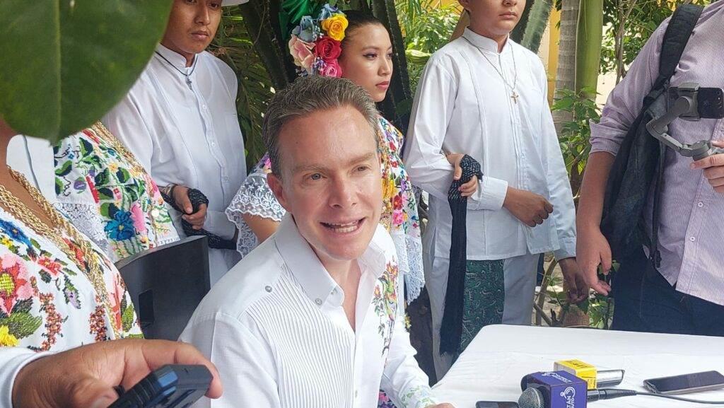 SLP, gobierno inspirado en la gente: Velasco