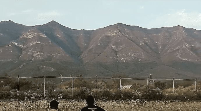 Combaten incendio en Cerro del Fraile en Abasolo