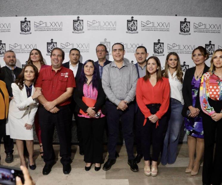 Presenta GLPRI su Agenda Mínima