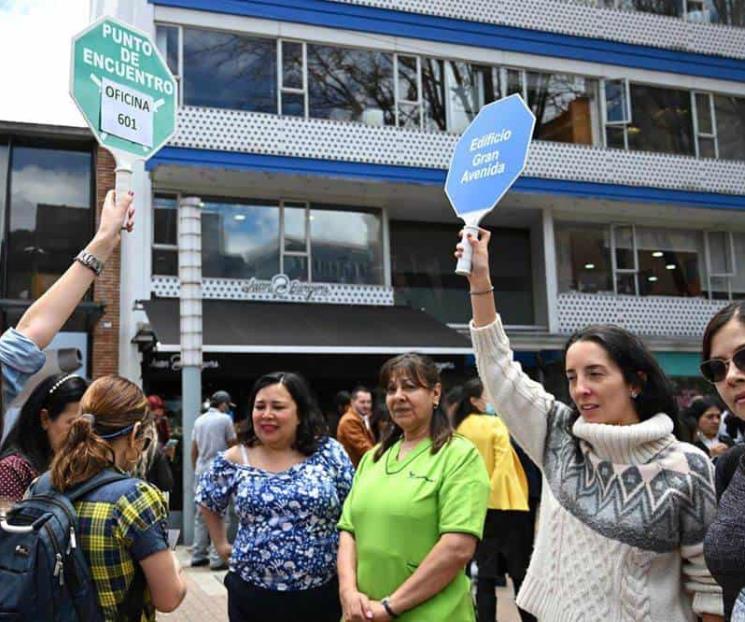 Tras sismo, Embajada de México abre línea de emergencia
