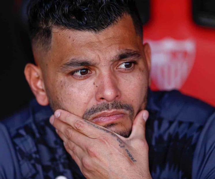 Representante de Tecatito pide sueldo alto a Rayados
