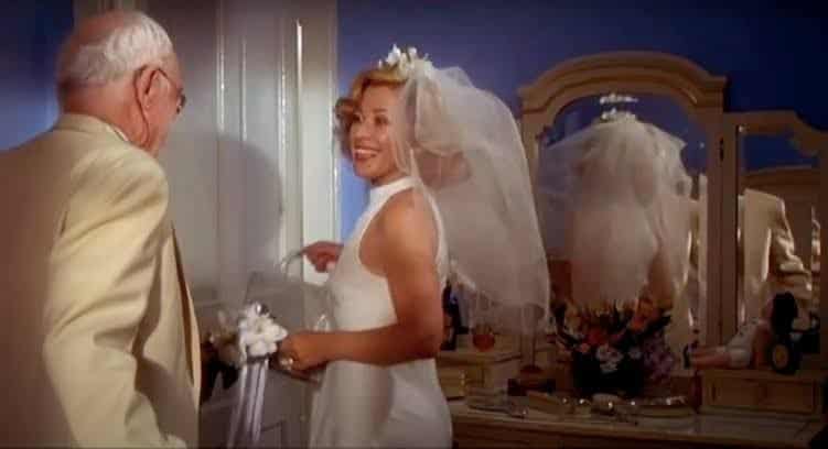 Otra de sus grandes actuaciones fue en De noche vienes, Esmeralda (1997) del cineasta Jaime Humberto Hermosillo