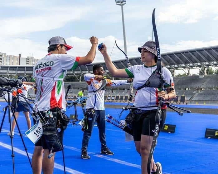 Van mexicanos por bronce