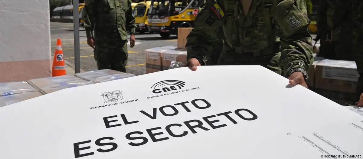 Acuden hoy ecuatorianos a las urnas Acuden hoy ecuatorianos a las urnas