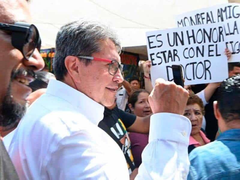 Promete Monreal apoyar a productores del campo
