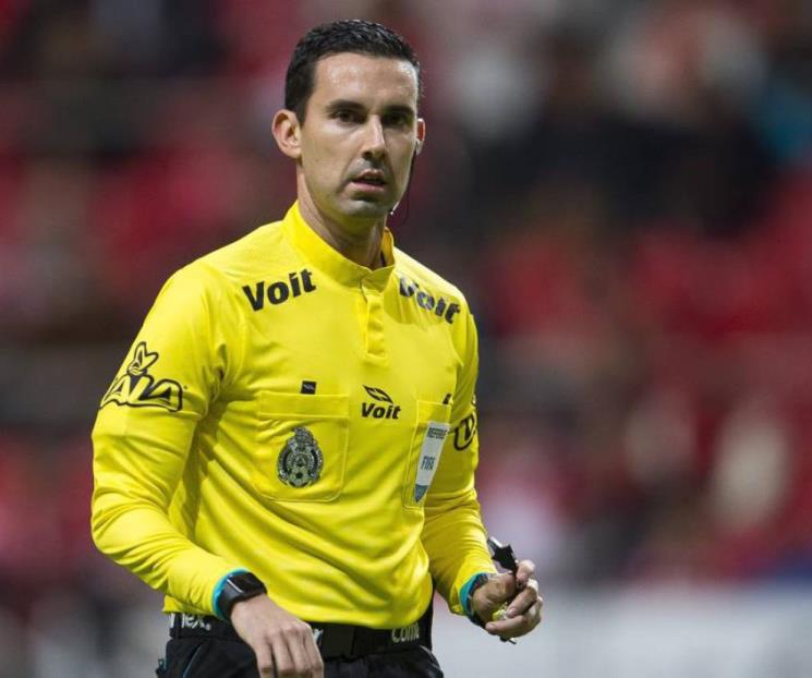 César Ramos sorprende pitando en la Liga de Arabia Saudita 