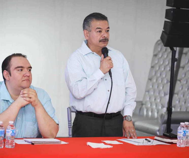 Trata Sección 21 el tema de la ‘Nueva Escuela’
