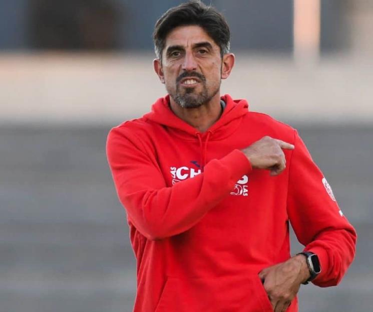 Multan a  Paunovic por criticar el arbitraje mexicano