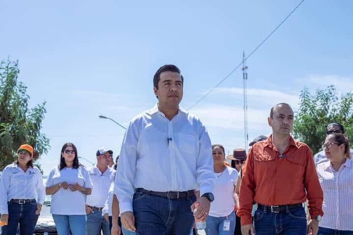 Invita Nava a recibir útiles escolares