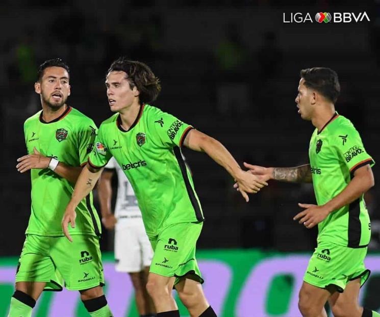 Bravos golea a Pumas y recuperan el subliderato Bravos golea a Pumas y recuperan el subliderato