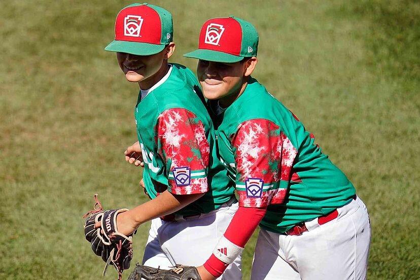 México vence a Japón y está a un juego de la Final México vence a Japón y está a un juego de la Final