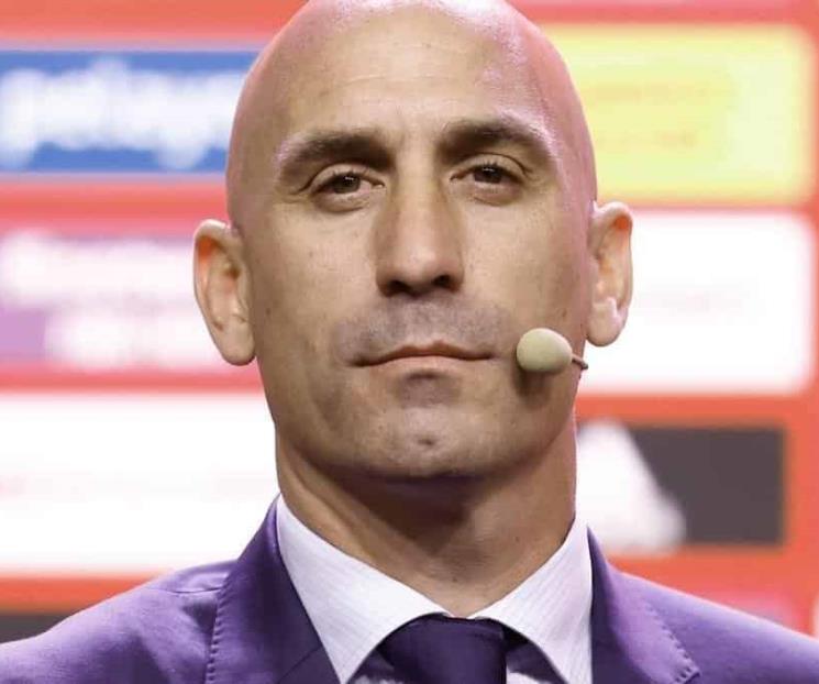 FIFA abre procedimiento sobre Luis Rubiales