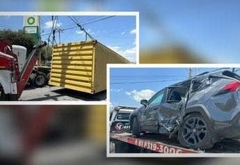 Una mujer y su bebita se salvaron milagrosamente de ser aplastadas por la caja de un tráiler que no midió el peso de su carga y colapsó cuando dio vuelta sobre la avenida Ojo de Agua, en el municipio de Apodaca.