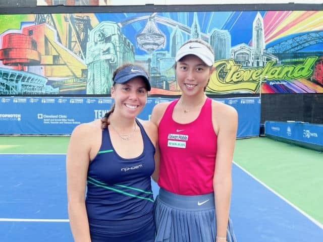 Olmos avanza a semis de dobles de Torneo WTA