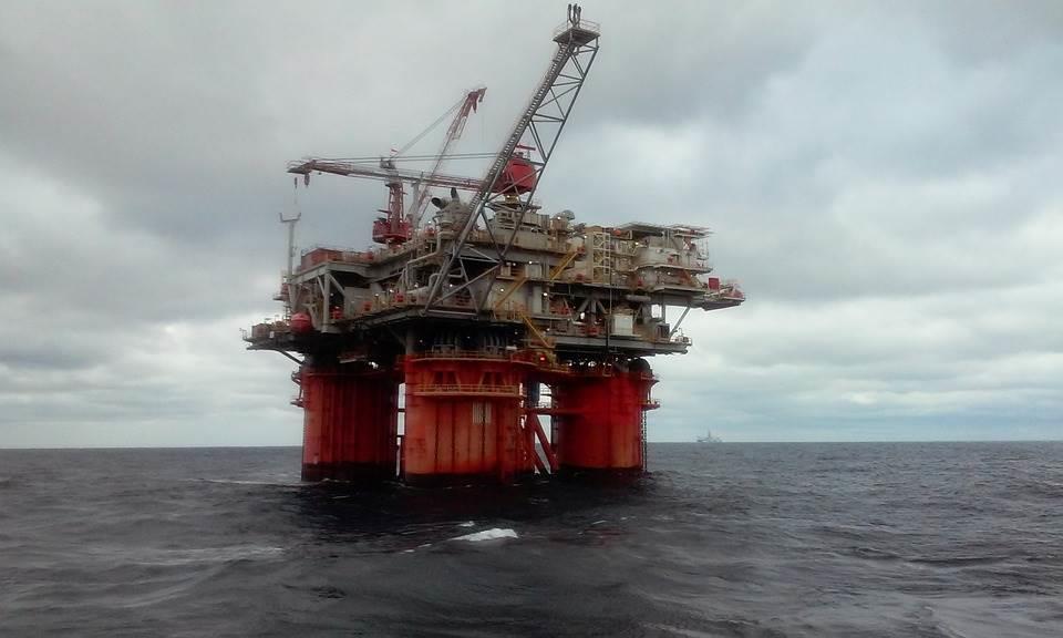 Prevén más inversión privada en extracción de petróleo