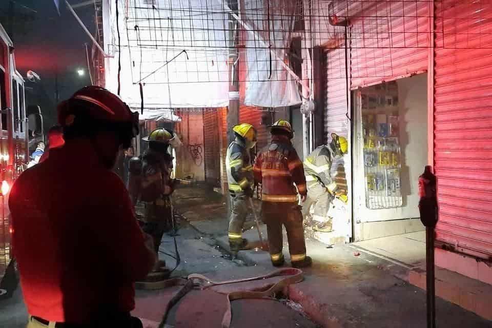 La rápida intervención de los puestos de socorro, evitó que se incendiaran todos los locales del paraje comercial “Garibaldi”, al producirse un siniestro en un negocio de ropa.