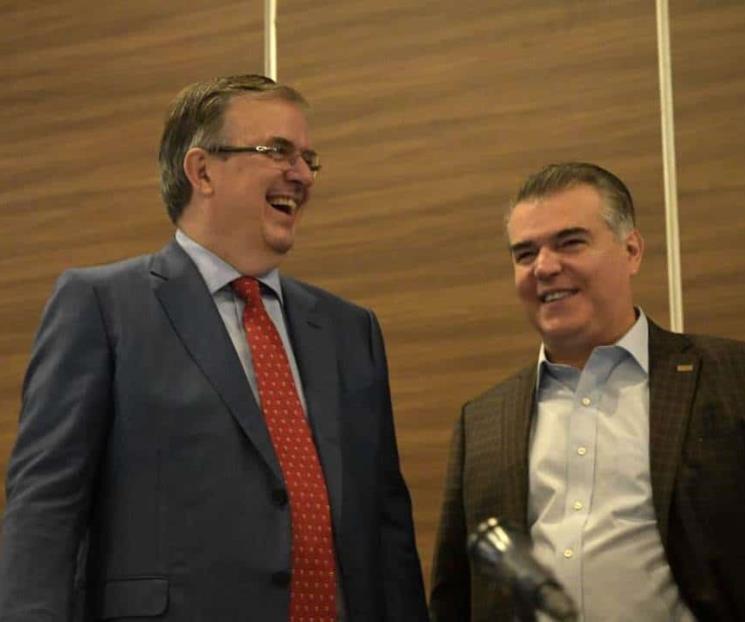 Economía crecerá entre 4% y 5%, promete Ebrard