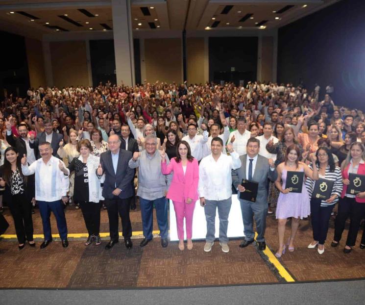 Entrega SNTE nuevas plazas y asignación de horas
