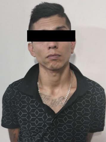 Amenaza a vecinos; lo detienen