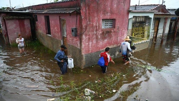 Causa “Idalia” estragos en Cuba y se acerca a EU Causa “Idalia” estragos en Cuba y se acerca a EU
